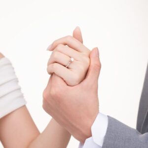 Nhẫn cầu hôn Peonia suhara